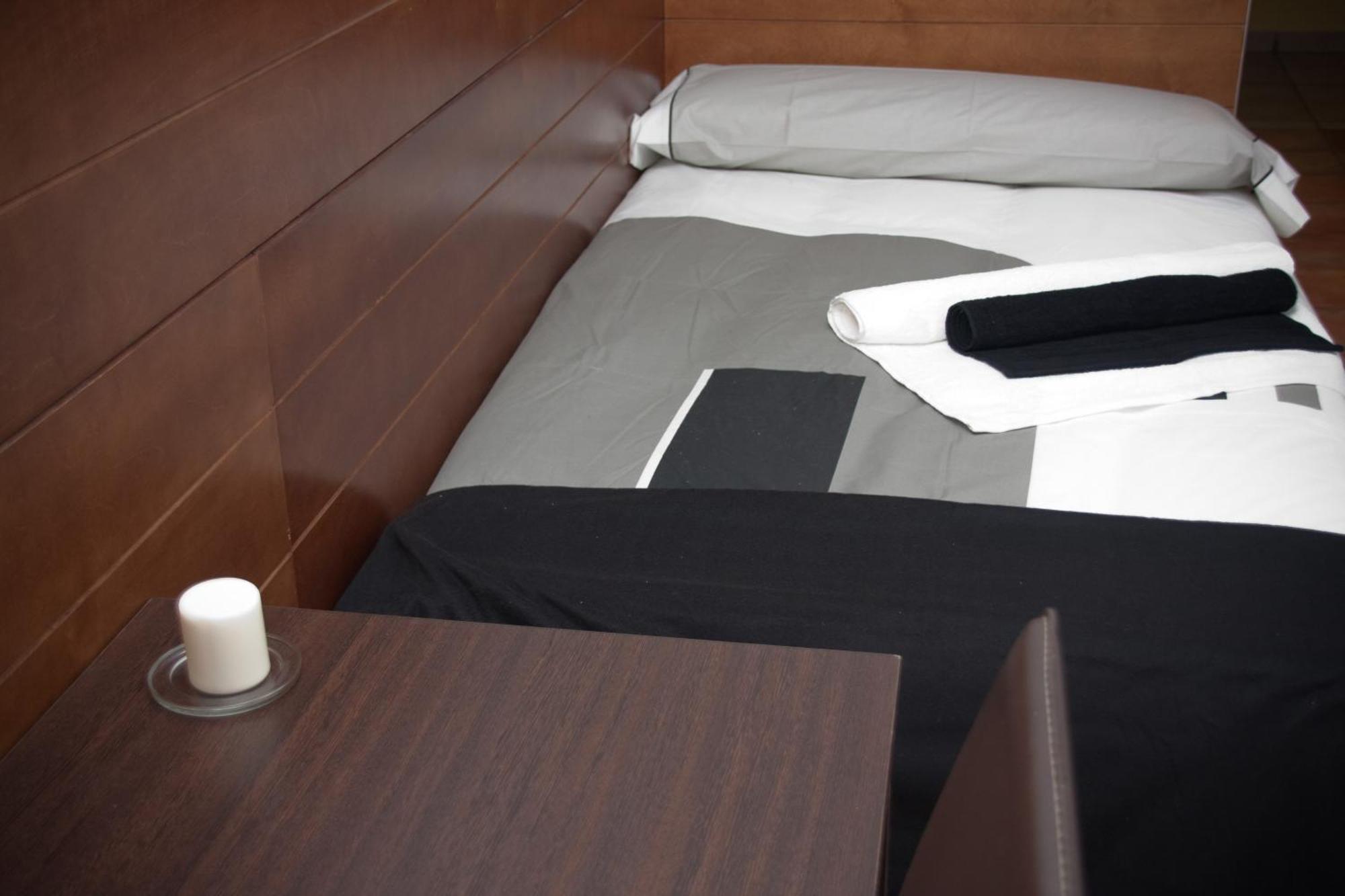 Hotel Cuentame Бургос Экстерьер фото